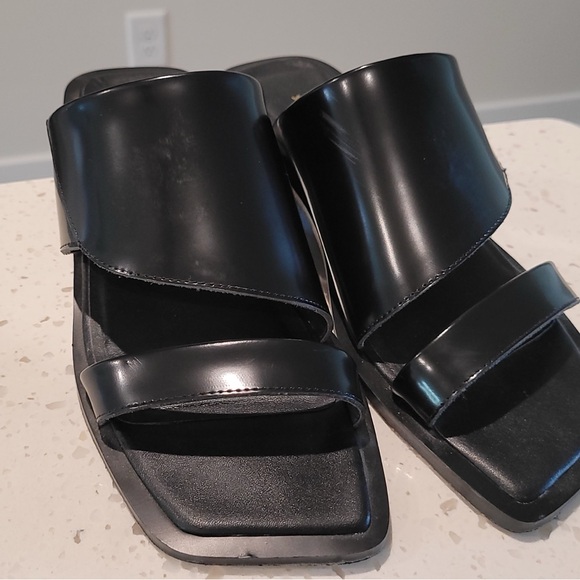 All Black Angle Mule (shoes) - Picture 8 of 9